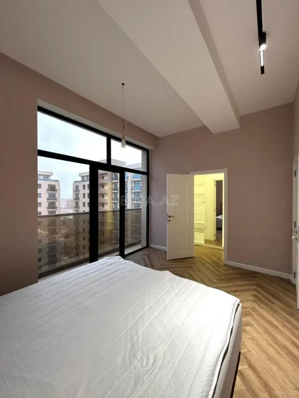 Satılır 2 otaqlı mənzil 90 m²