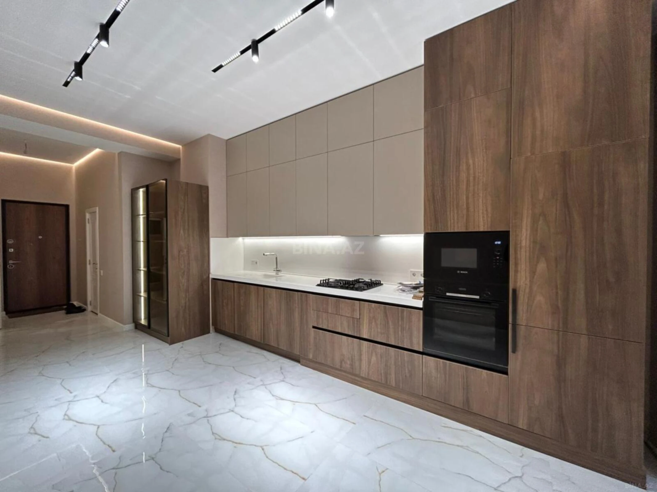 Satılır 2 otaqlı mənzil 90 m²