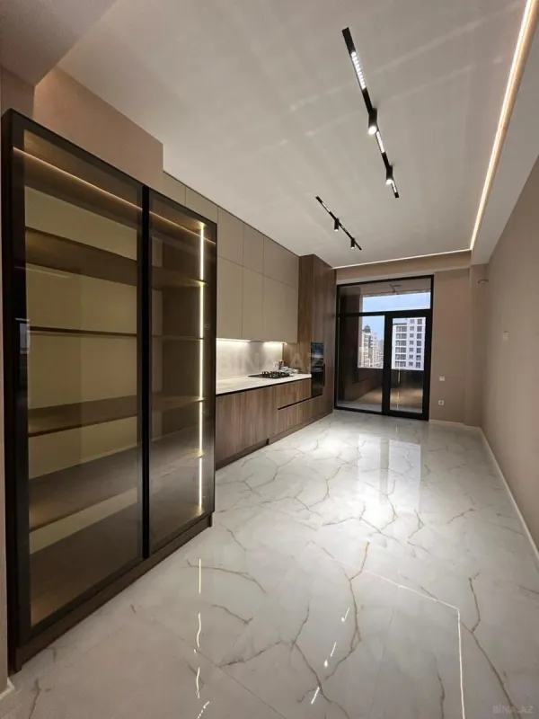 Satılır 2 otaqlı mənzil 90 m²