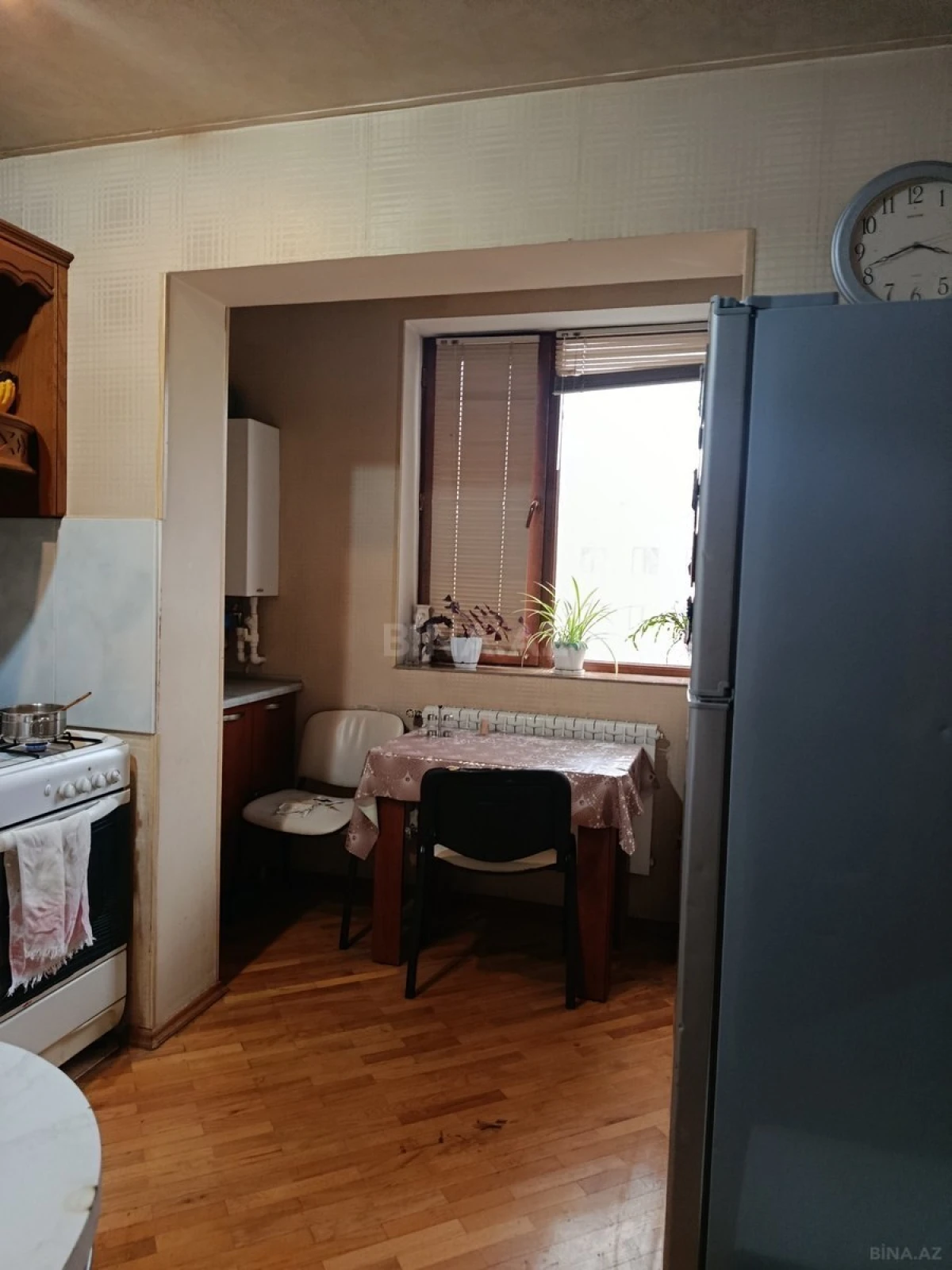 Satılır 2 otaqlı mənzil 75 m²
