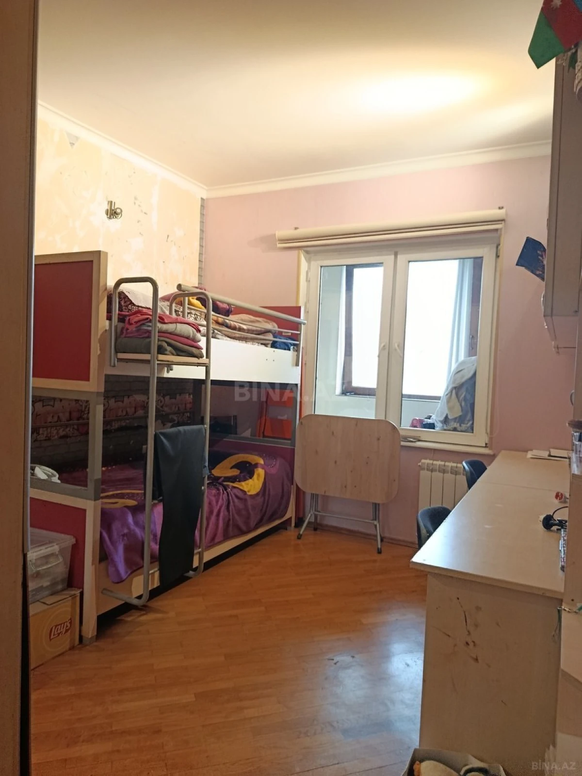 Satılır 2 otaqlı mənzil 75 m²