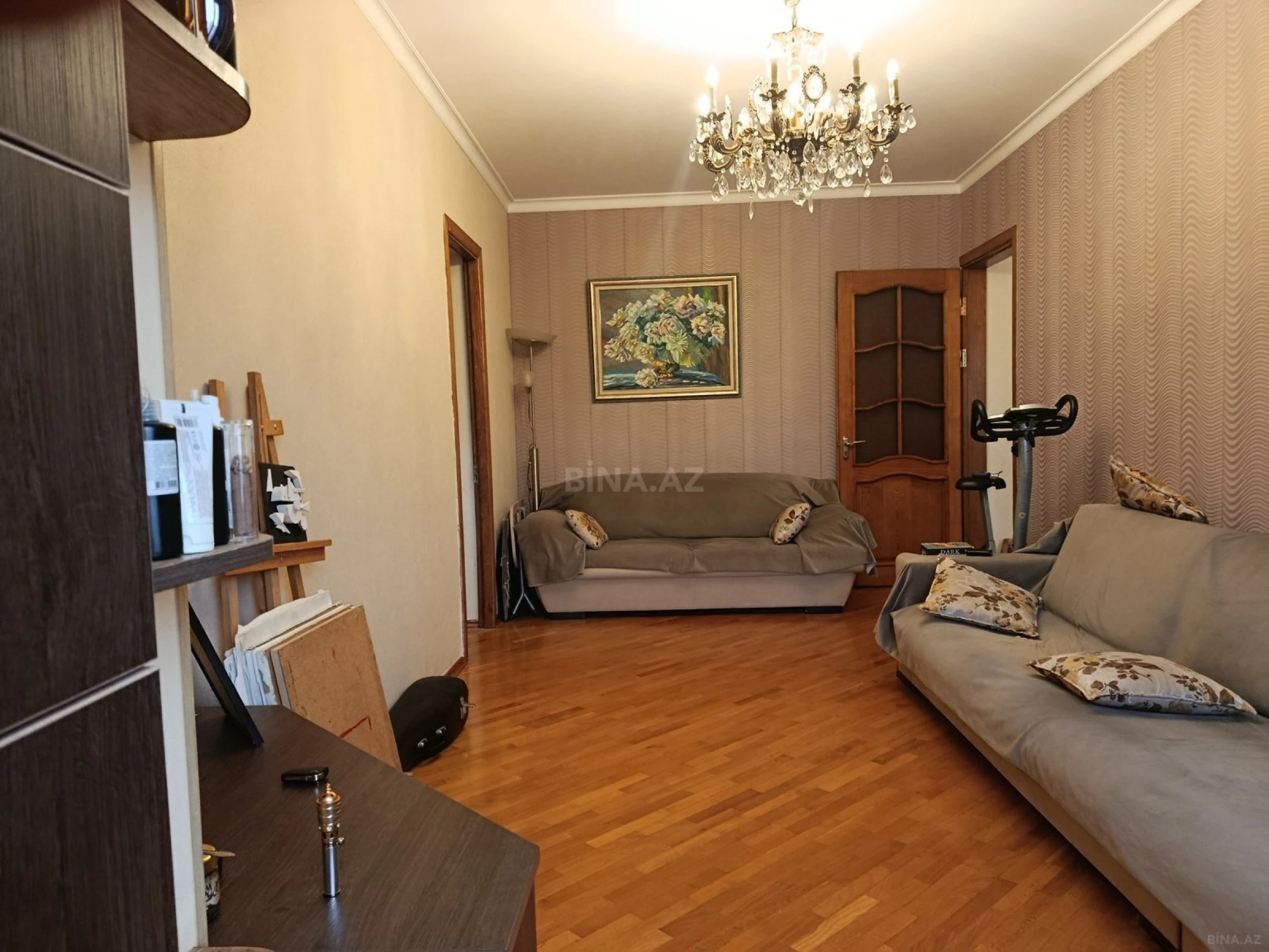 Satılır 2 otaqlı mənzil 75 m²