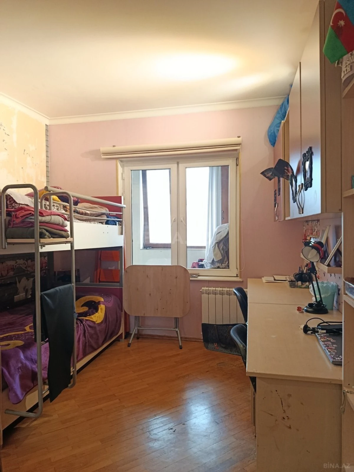 Satılır 2 otaqlı mənzil 75 m²