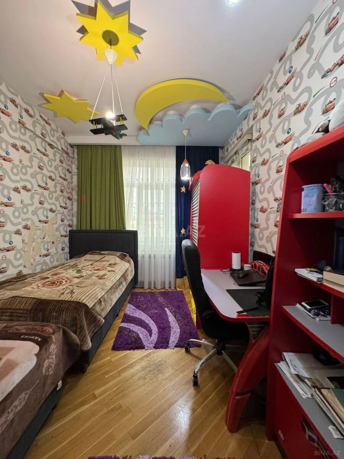 Satılır 3 otaqlı mənzil 136 m²