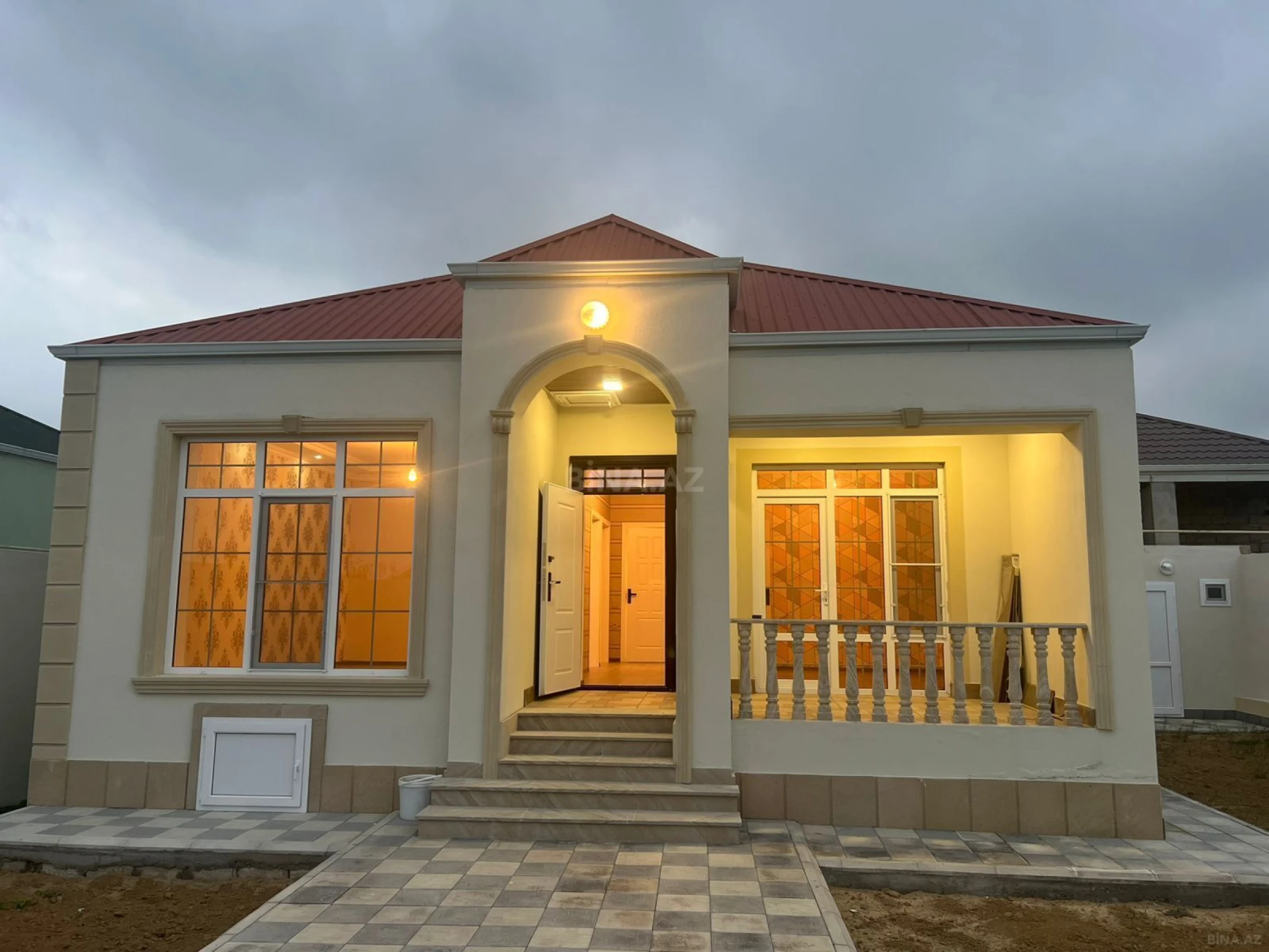 Satılır 3 otaqlı həyət evi 82 m²