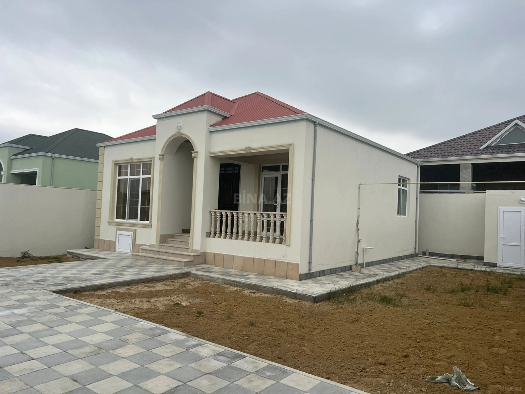 Satılır 3 otaqlı həyət evi 82 m²