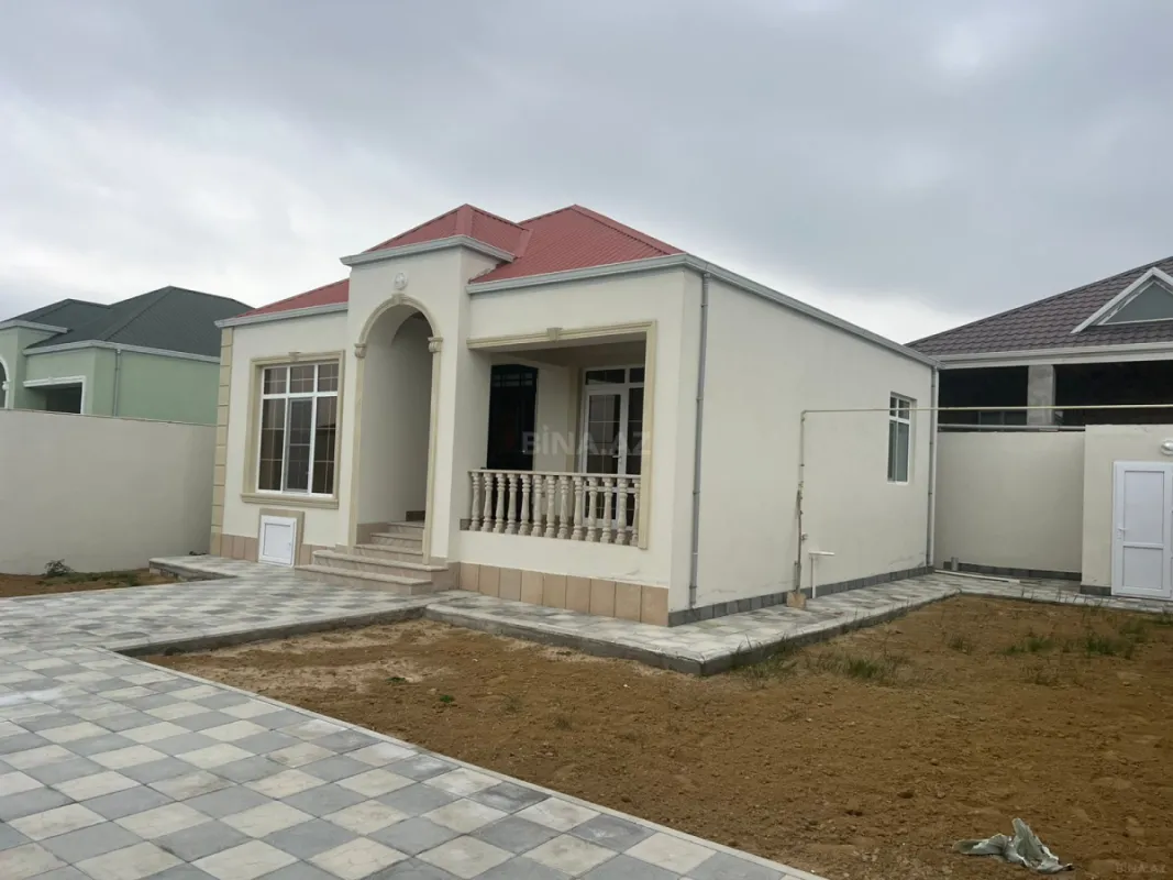 Satılır 3 otaqlı həyət evi 82 m²