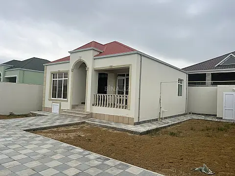 Satılır 3 otaqlı həyət evi 82 m²