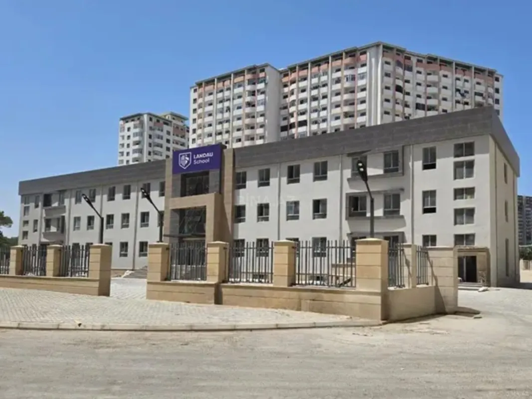 Satılır 2 otaqlı mənzil 55 m²