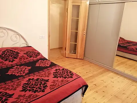 Kirayə verilir 5 otaqlı həyət evi 160 m²