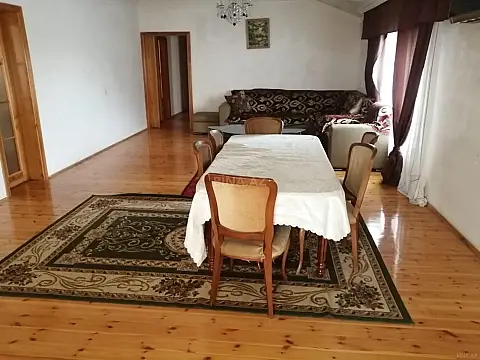 Kirayə verilir 5 otaqlı həyət evi 160 m² — Bakı, Səbail 5 otaq 160.00 m²