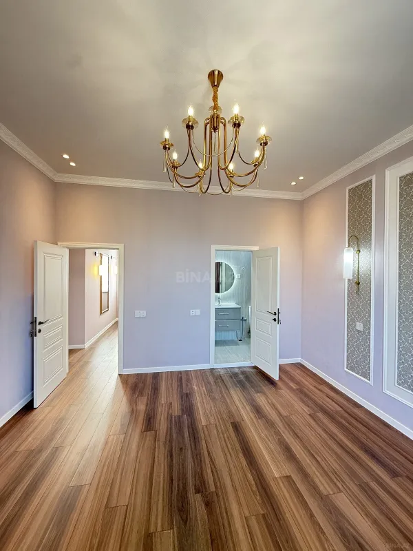 Satılır 4 otaqlı həyət evi 220 m²