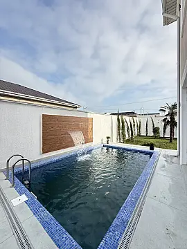 Satılır 4 otaqlı həyət evi 220 m²