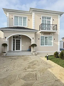 Satılır 4 otaqlı həyət evi 220 m²