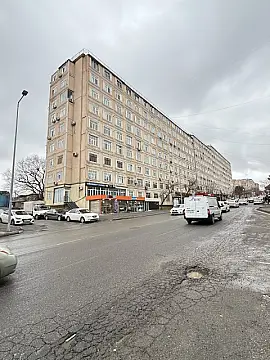 Satılır 1 otaqlı mənzil 45 m² — Bakı, İnşaatçılar 1 otaq 45.00 m²
