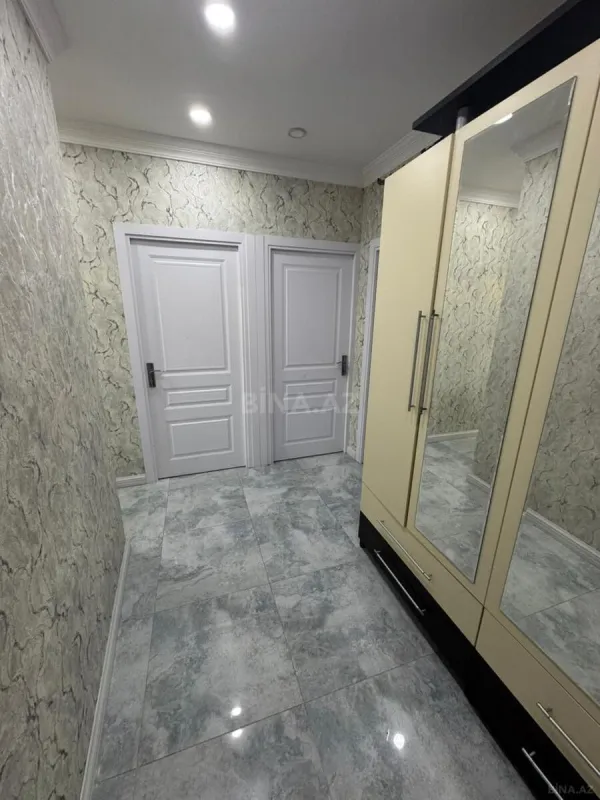 Satılır 4 otaqlı mənzil 90 m²