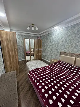 Satılır 4 otaqlı mənzil 90 m²