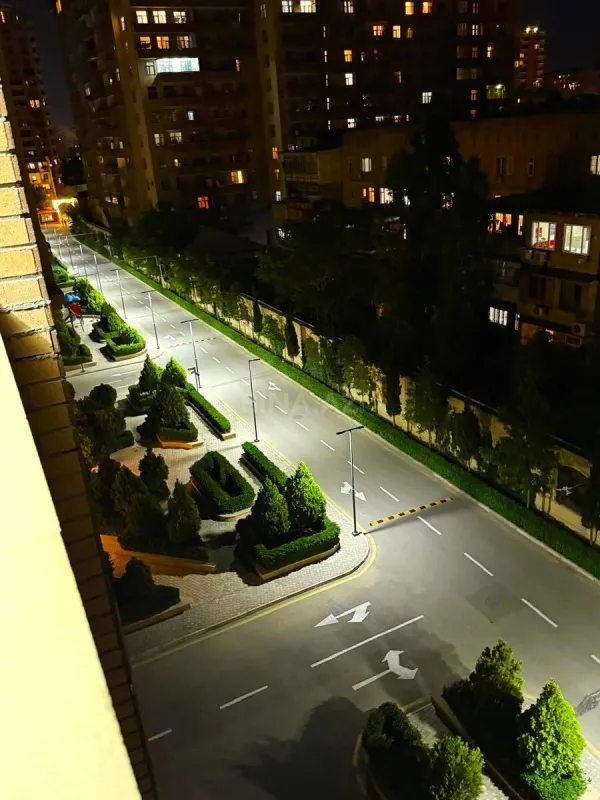 Satılır 2 otaqlı mənzil 110 m²
