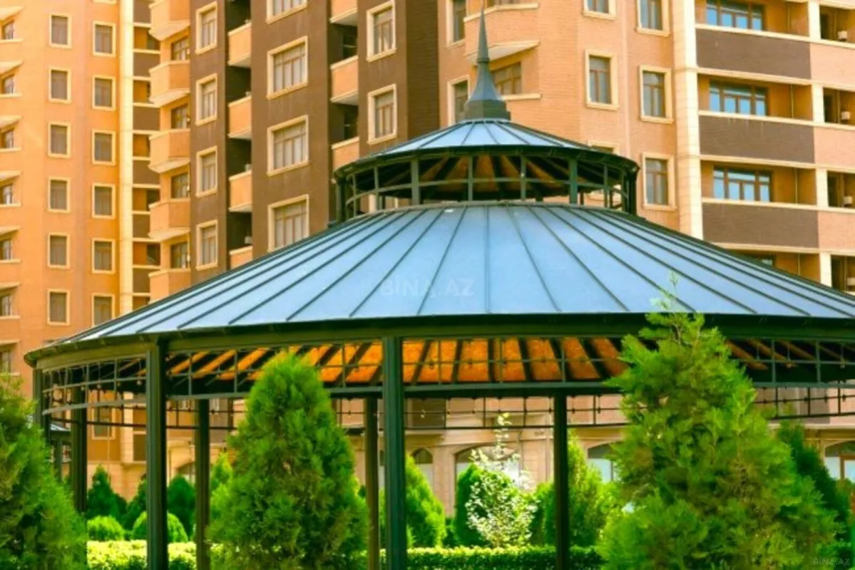 Satılır 2 otaqlı mənzil 110 m²