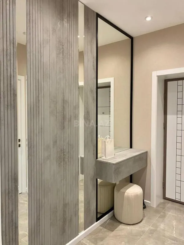 Kirayə verilir 3 otaqlı mənzil 145 m²