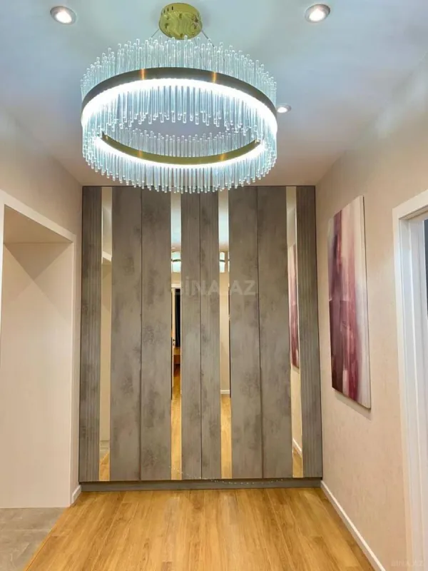 Kirayə verilir 3 otaqlı mənzil 145 m²