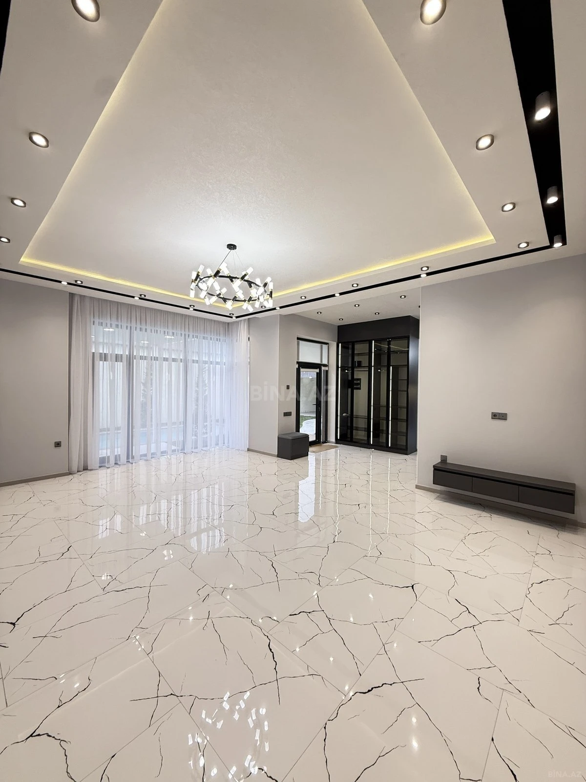 Satılır 4 otaqlı həyət evi 140 m²