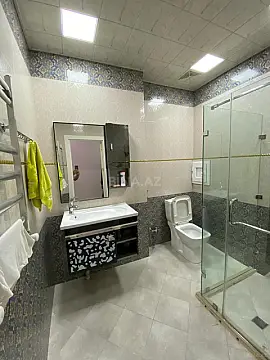 Satılır 3 otaqlı mənzil 150 m²