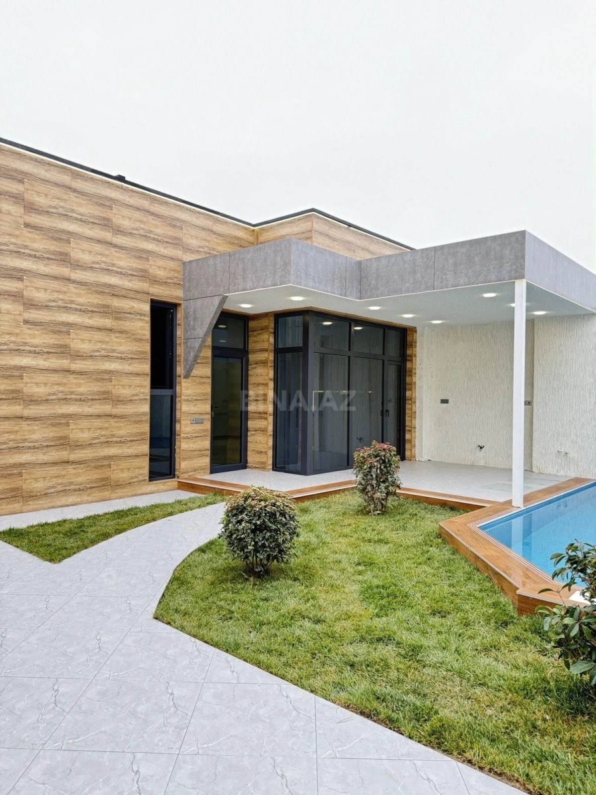 Satılır 3 otaqlı həyət evi 120 m²