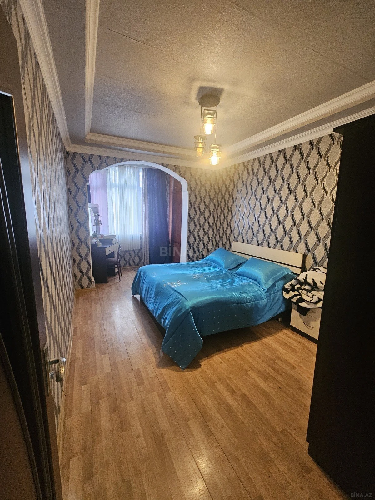 Satılır 3 otaqlı mənzil 112 m²