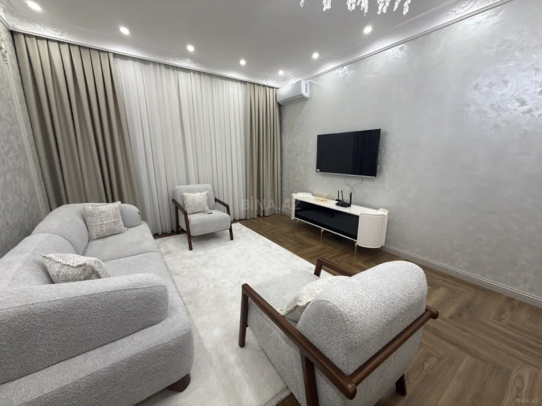 Kirayə verilir 3 otaqlı mənzil 110 m²