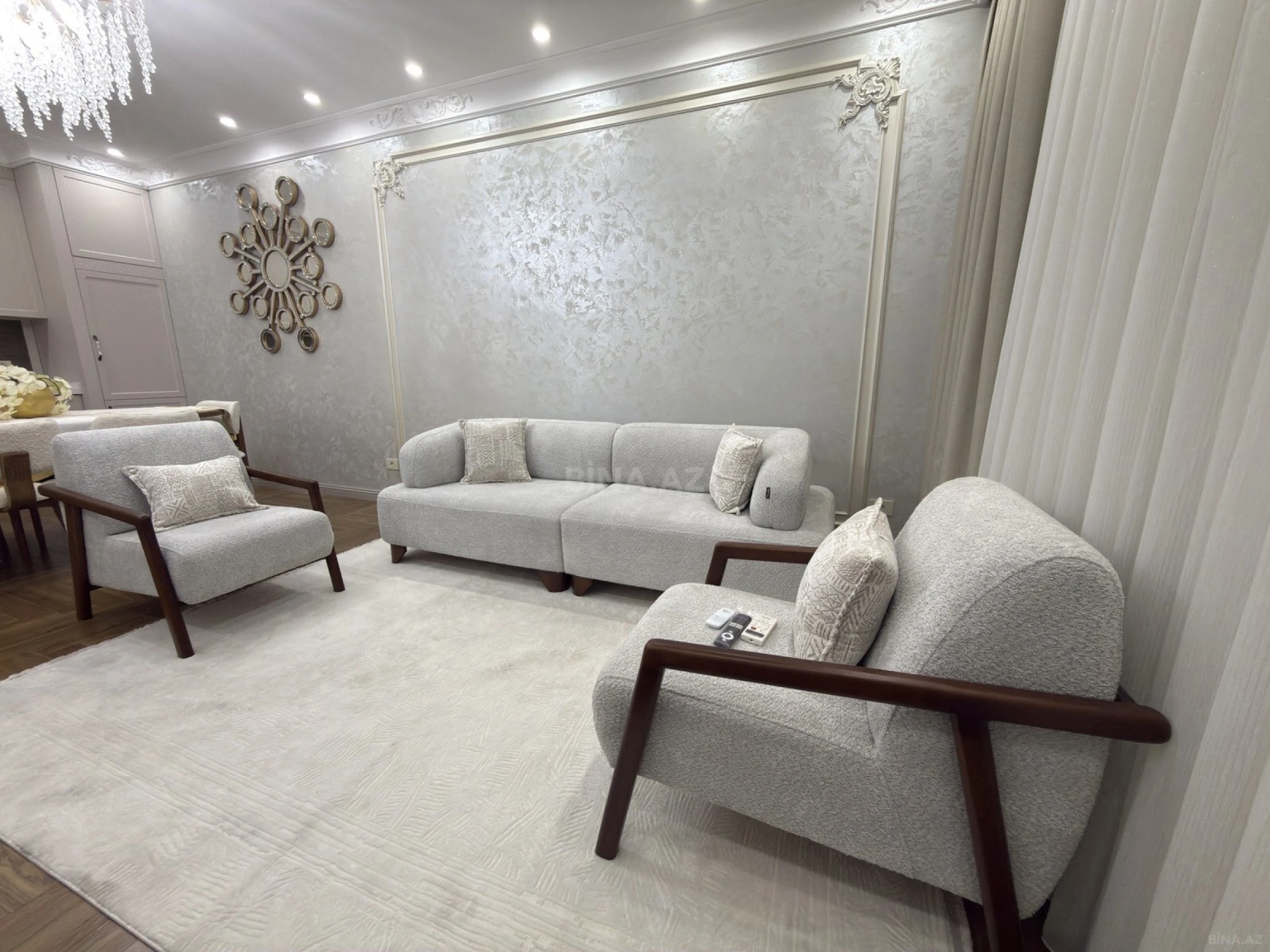 Kirayə verilir 3 otaqlı mənzil 110 m²