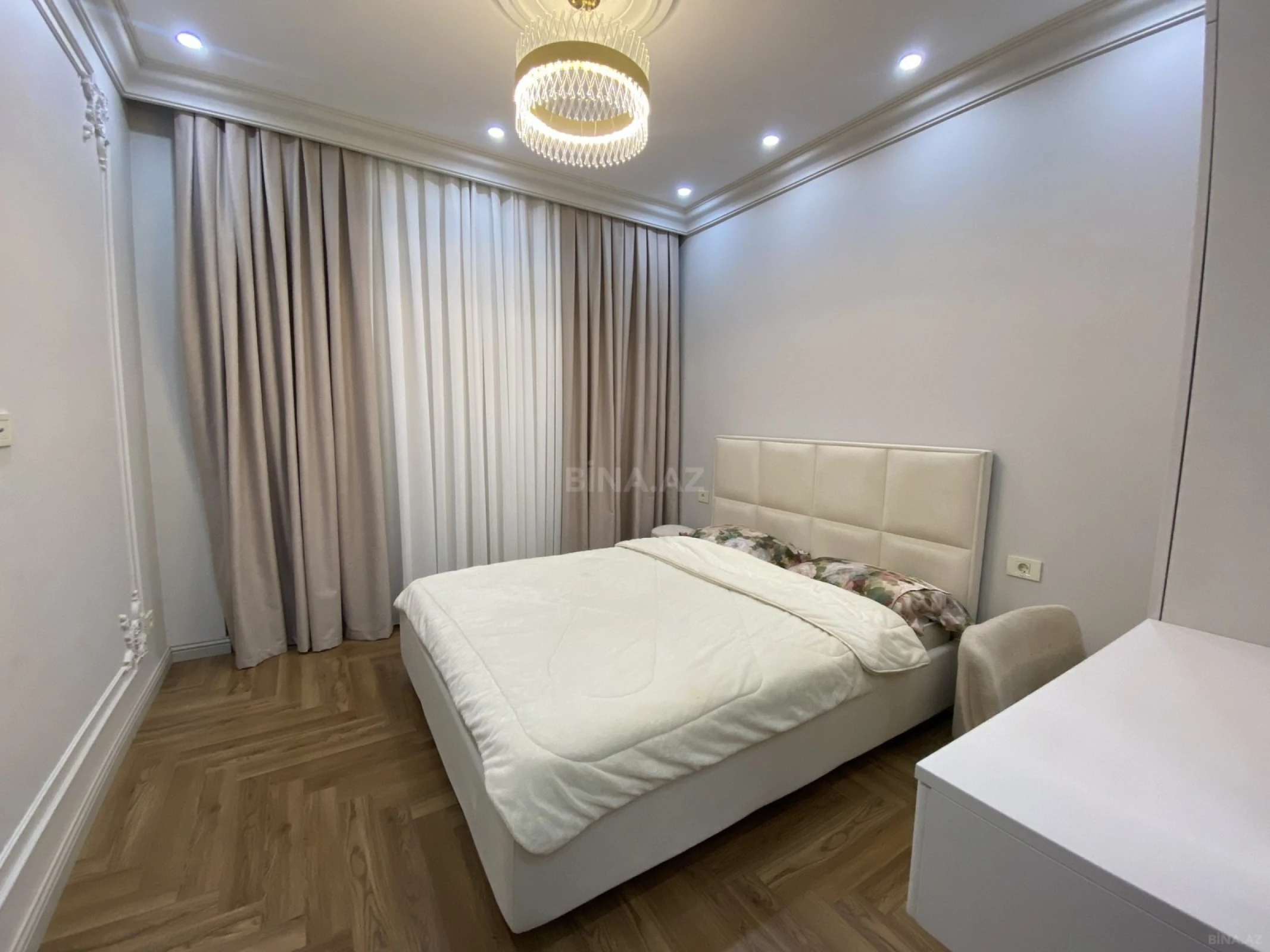Kirayə verilir 3 otaqlı mənzil 110 m²