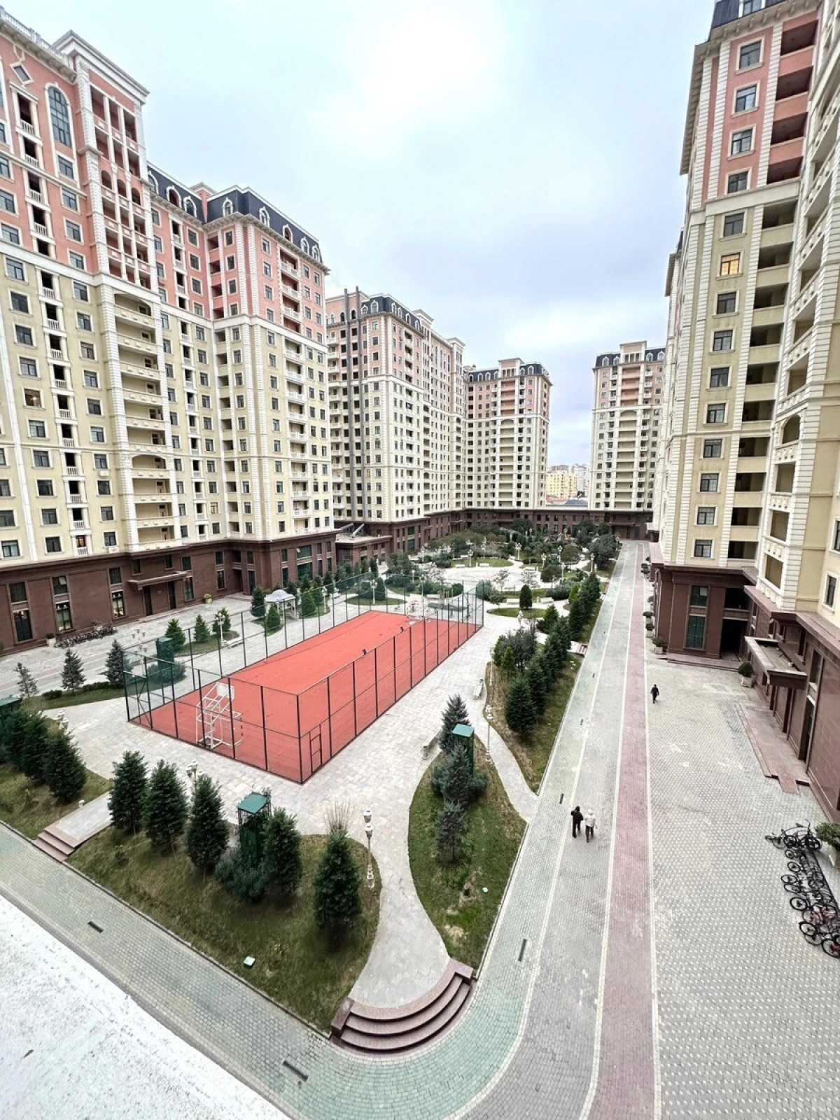 Satılır 2 otaqlı mənzil 65 m²