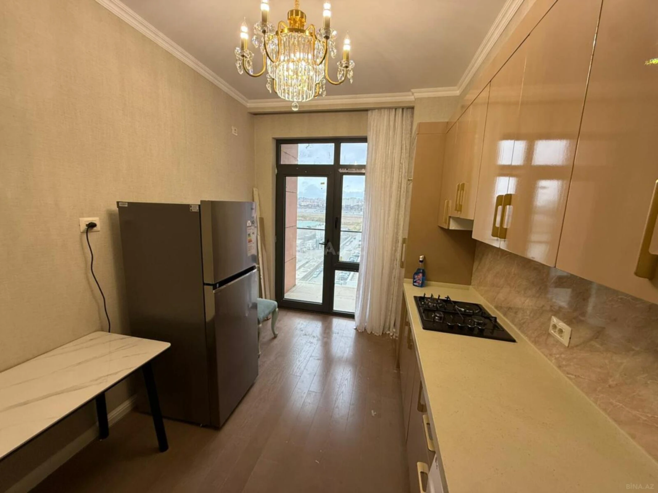 Kirayə verilir 3 otaqlı mənzil 96 m²