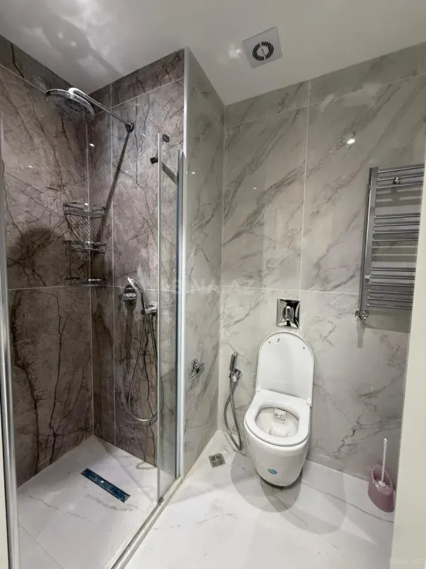 Kirayə verilir 3 otaqlı mənzil 96 m²