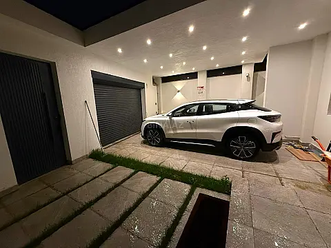 Satılır 5 otaqlı həyət evi 250 m²