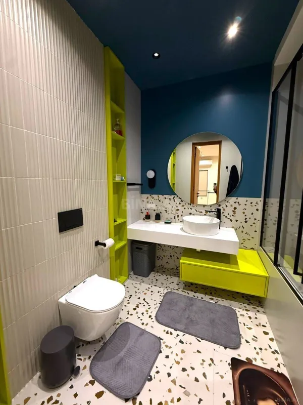 Satılır 5 otaqlı həyət evi 250 m²