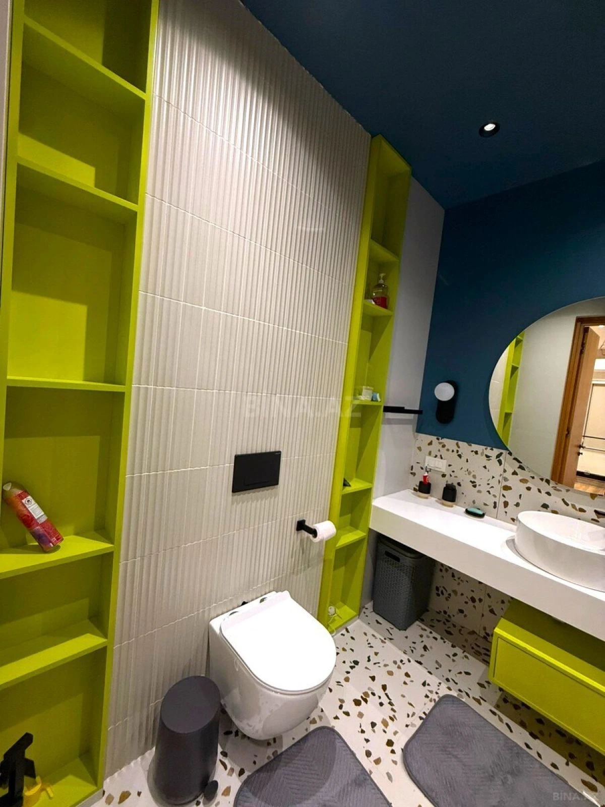 Satılır 5 otaqlı həyət evi 250 m²