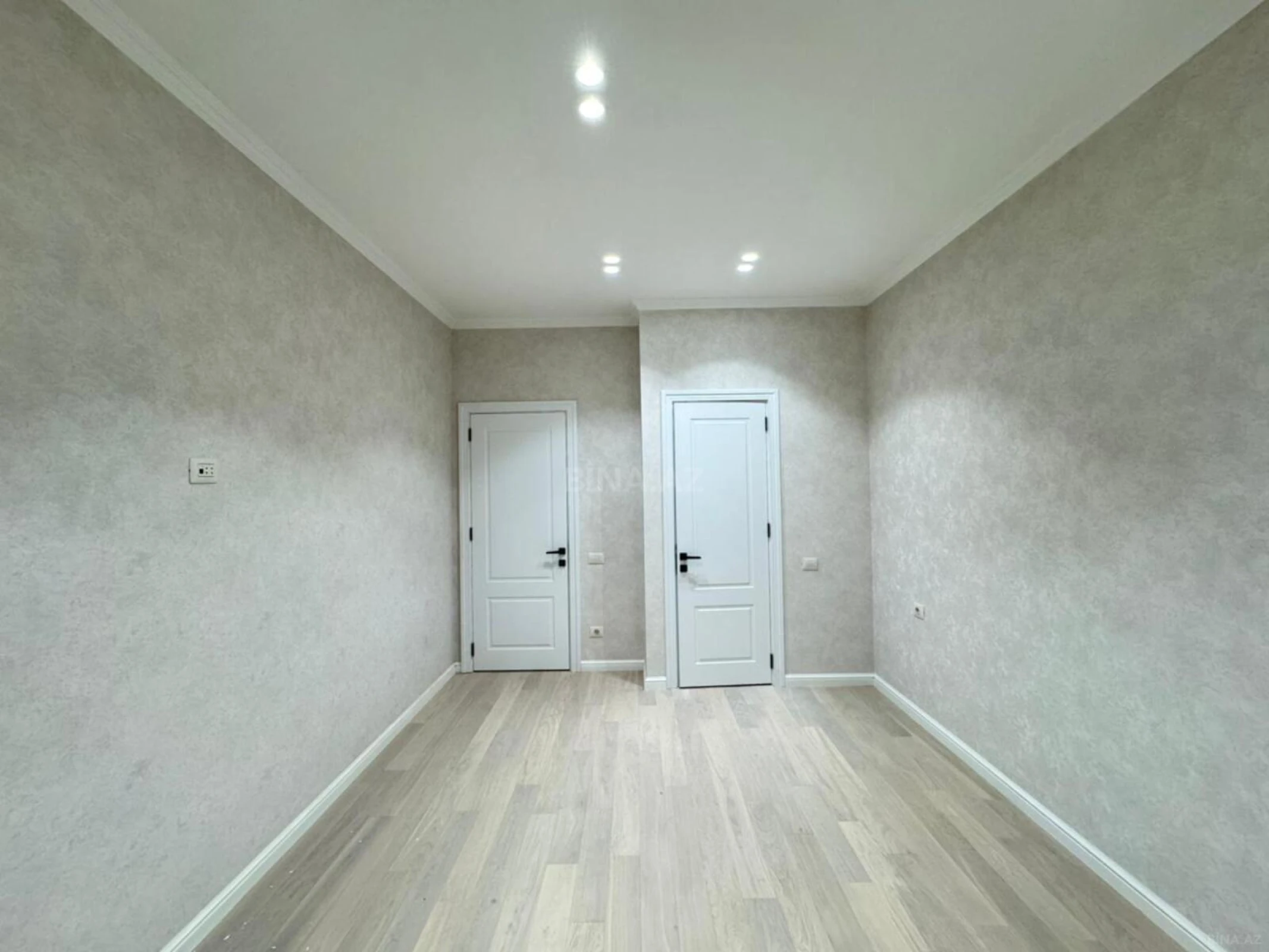 Satılır 4 otaqlı mənzil 103.1 m²