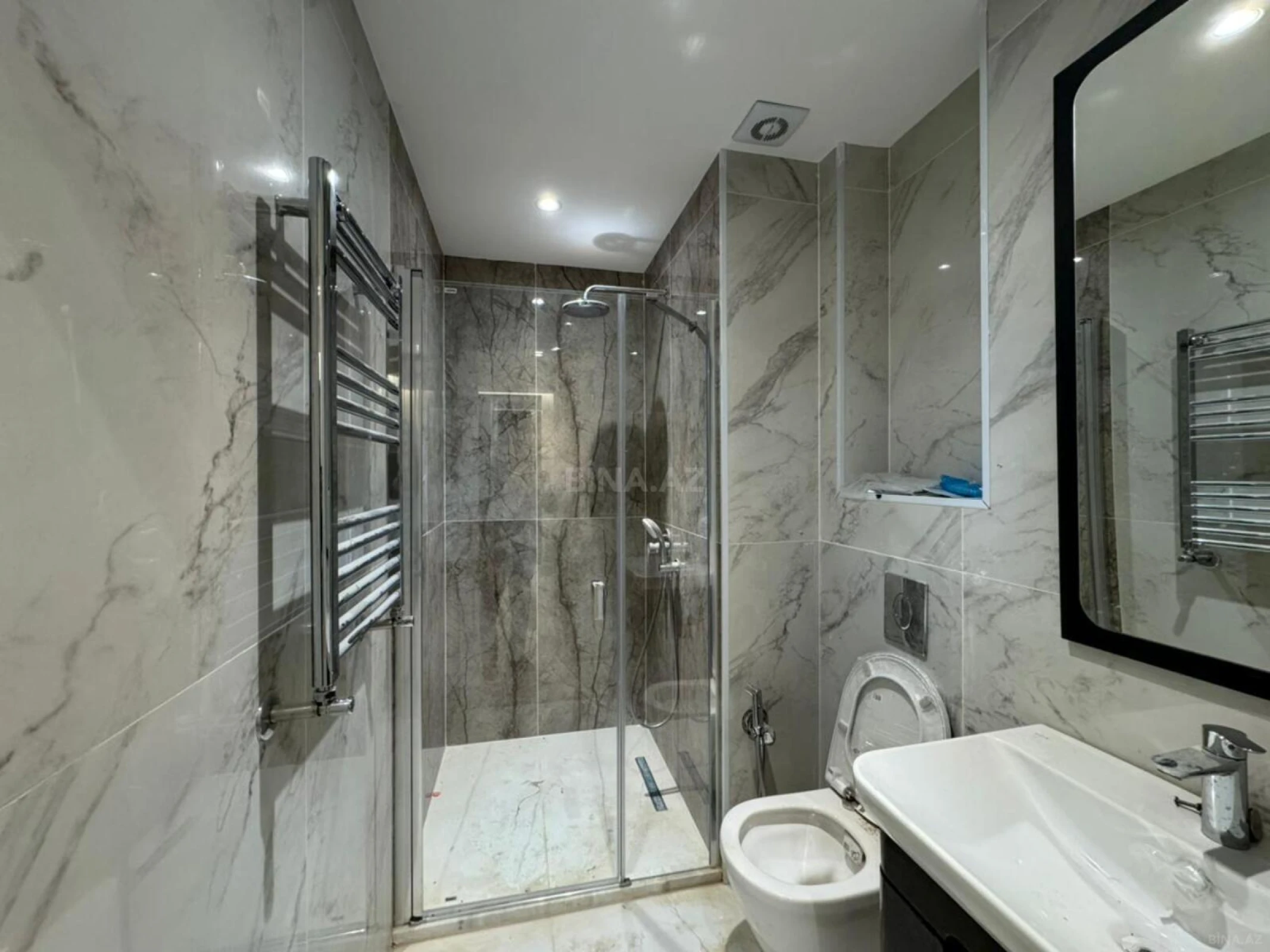 Satılır 4 otaqlı mənzil 103.1 m²