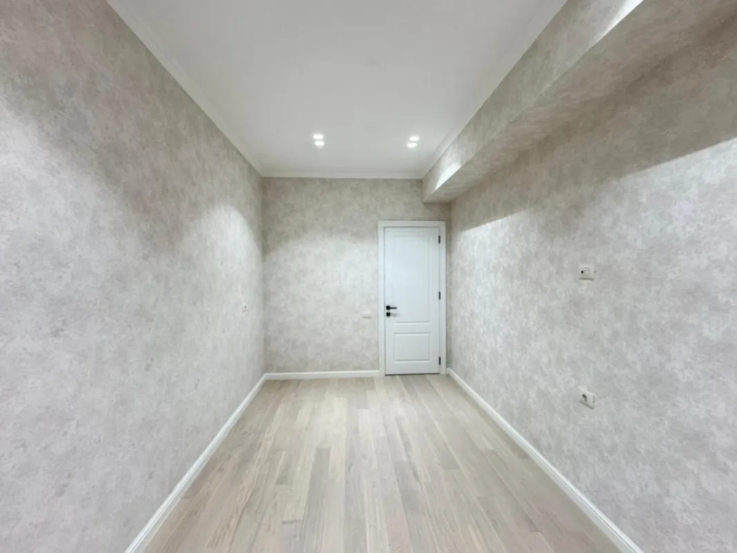 Satılır 4 otaqlı mənzil 103.1 m²