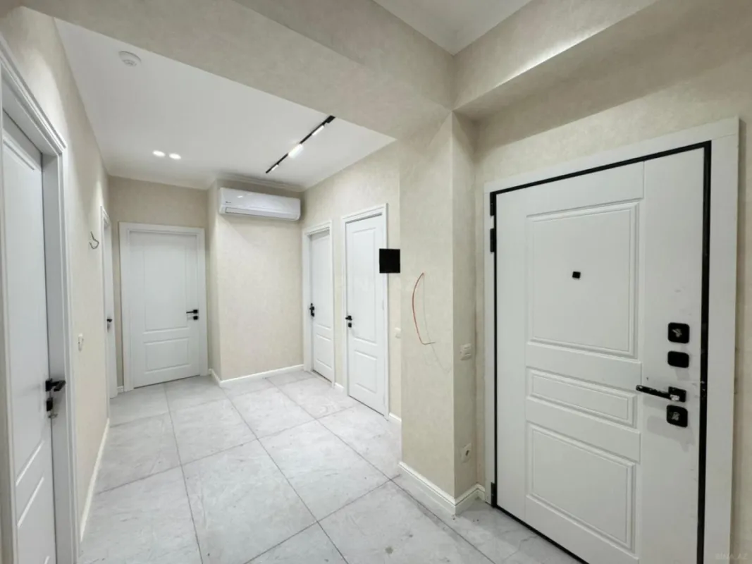 Satılır 4 otaqlı mənzil 103.1 m²