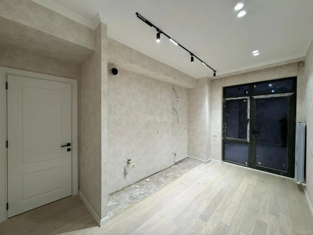 Satılır 4 otaqlı mənzil 103.1 m²