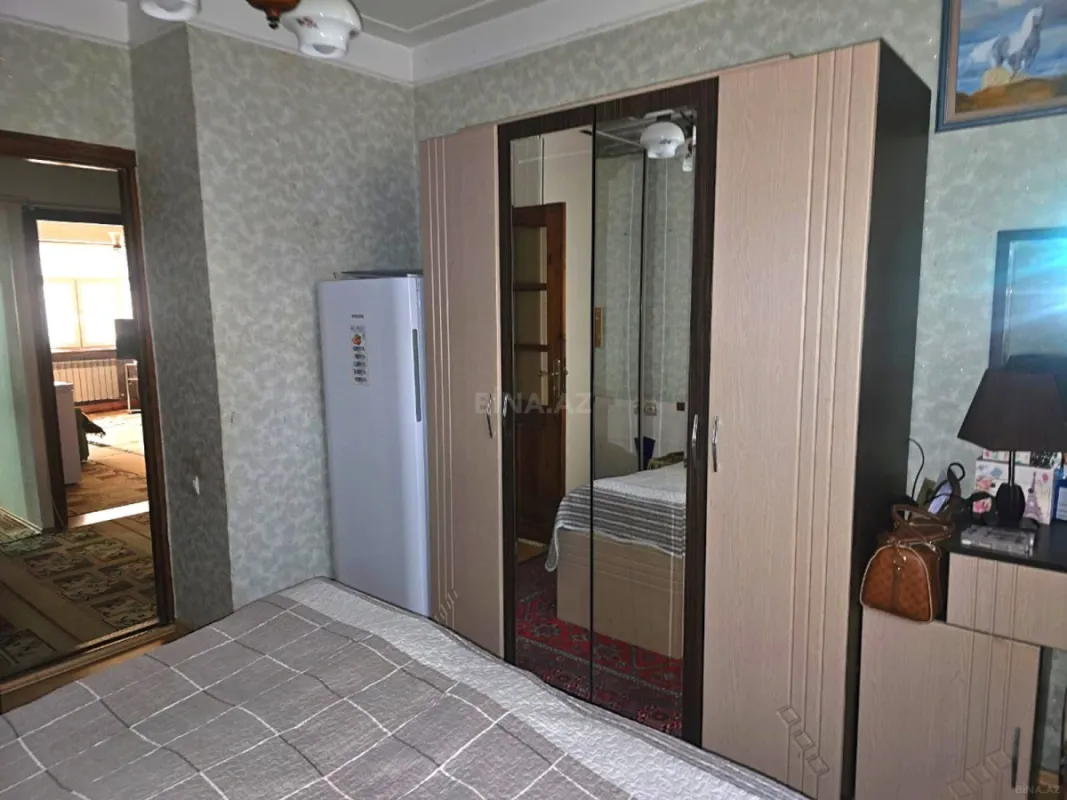 Satılır 2 otaqlı mənzil 90 m²