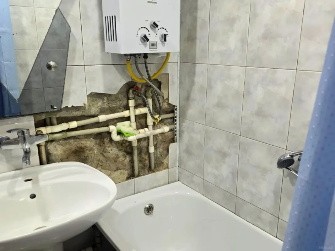 Satılır 2 otaqlı mənzil 90 m²