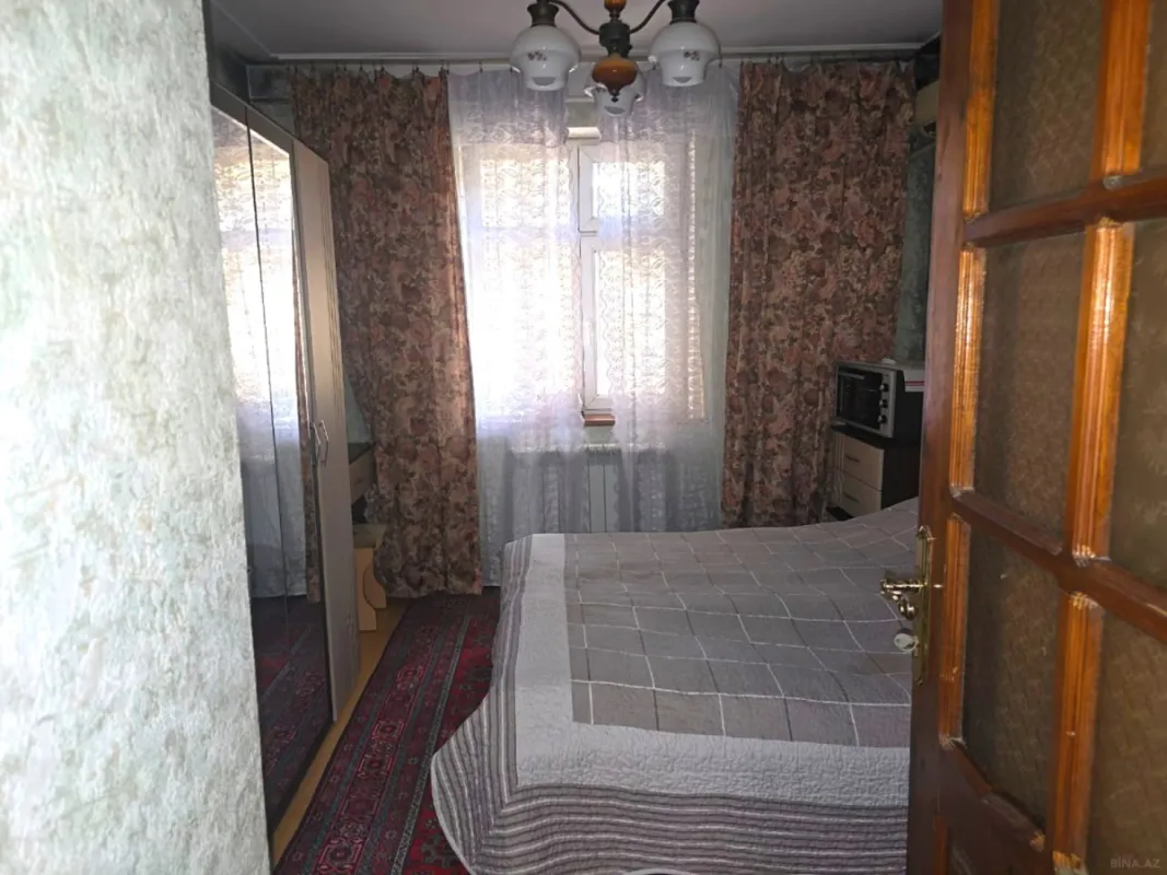 Satılır 2 otaqlı mənzil 90 m²