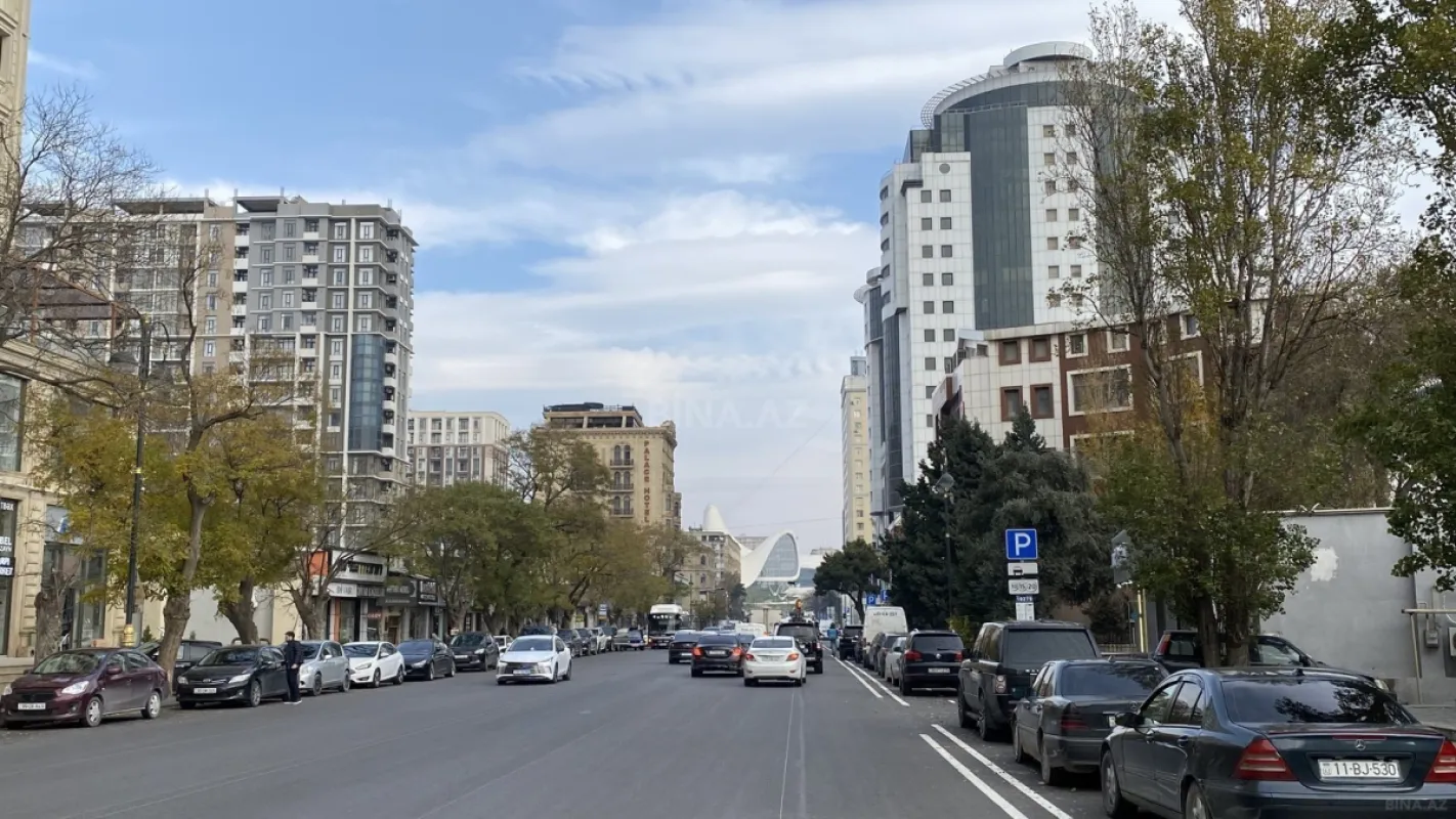 Satılır 2 otaqlı mənzil 83 m²