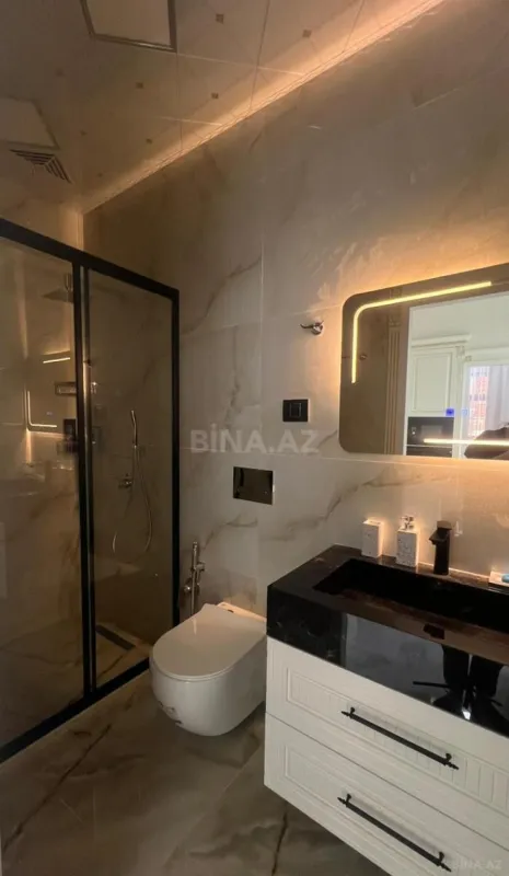 Kirayə verilir 2 otaqlı mənzil 75 m²