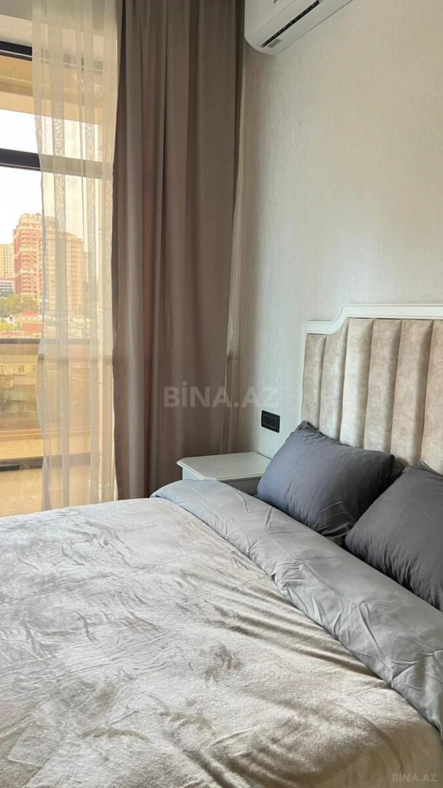 Kirayə verilir 2 otaqlı mənzil 75 m²