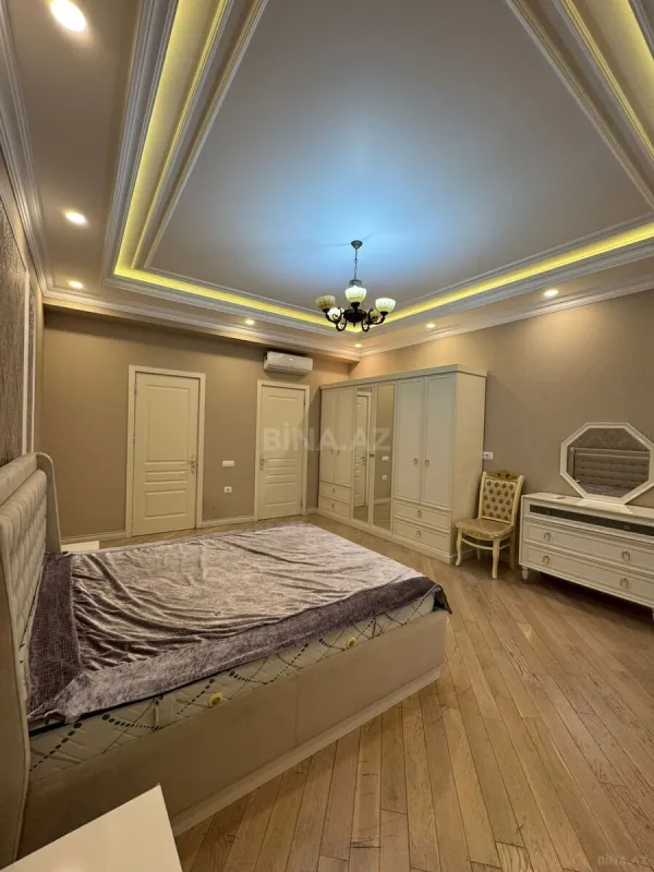 Kirayə verilir 3 otaqlı mənzil 140 m²